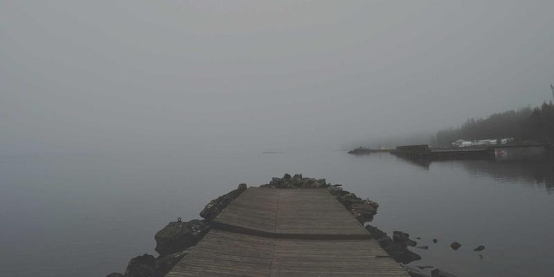 现代风格家居智能安防系统配置指南：无缝融入室内设计的全面保护方案